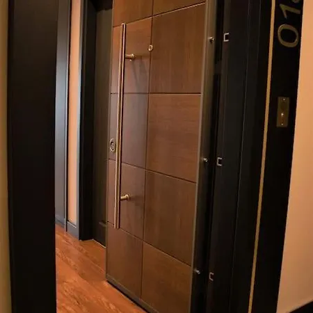 Luxury - Pool, Parking & Gym In Beyoglu